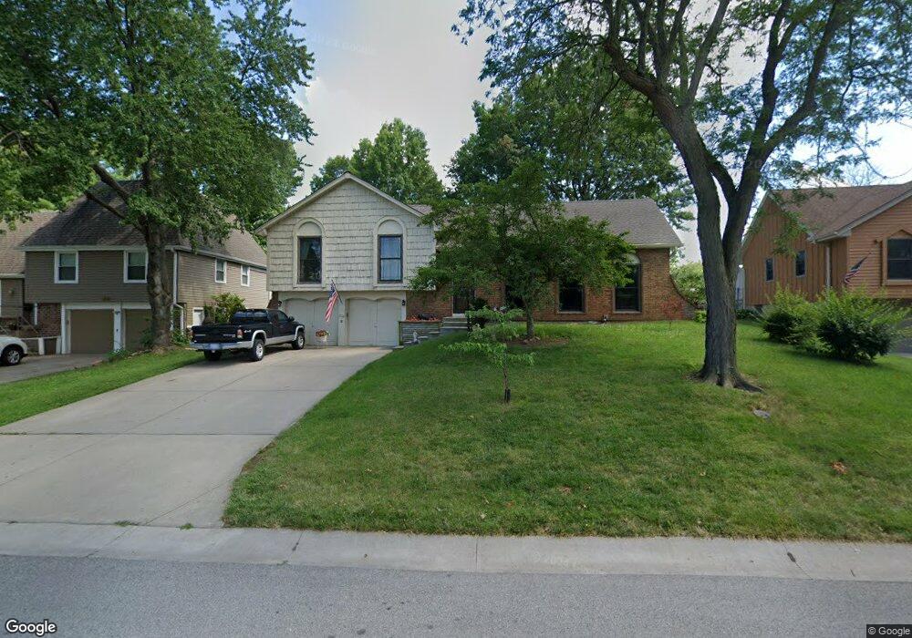 10013 W 70th Terrace, Shawnee, KS 66203 - photo 1