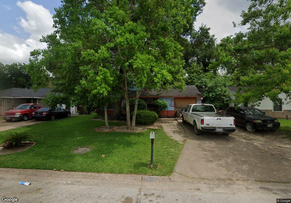 7326 Sterlingshire St, Houston, TX 77016 - photo 1