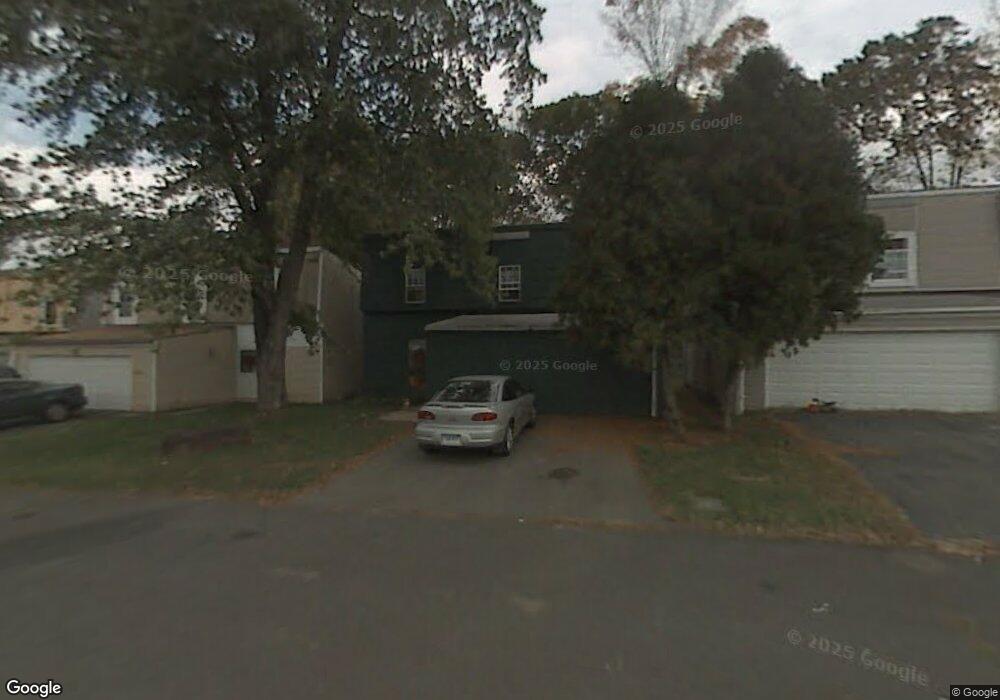 8 Stirling Ct, Middletown, CT 06457 - photo 1