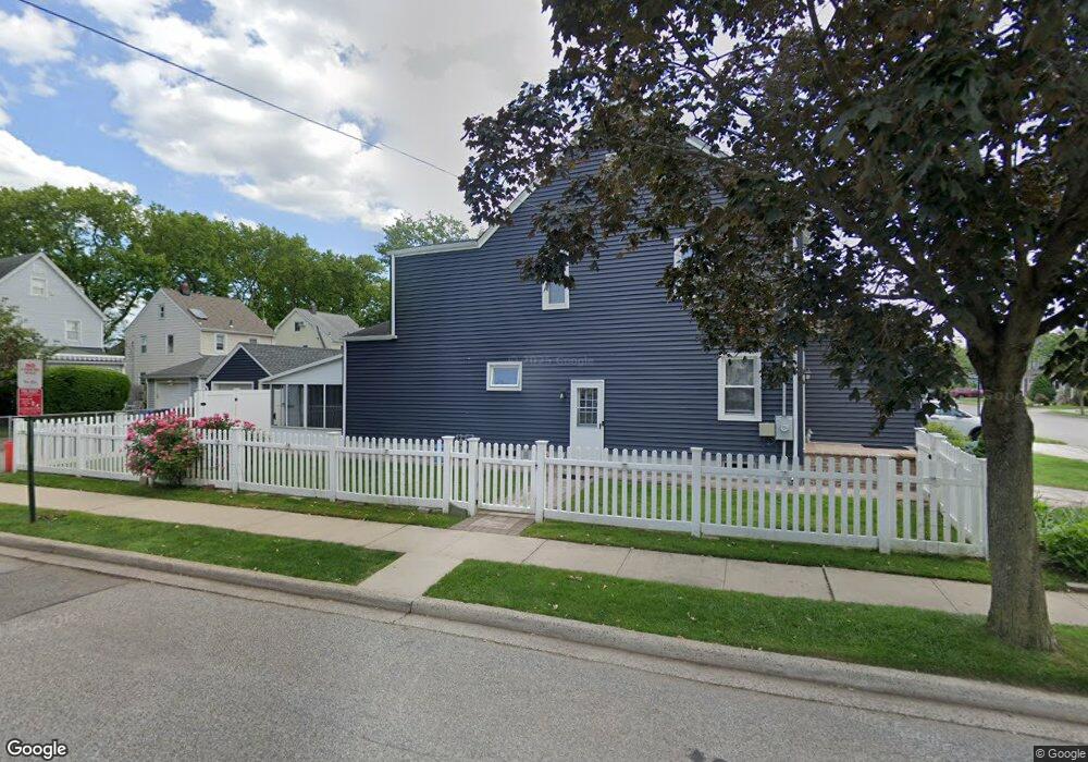 56 Holly Ave, Mineola, NY 11501 - photo 1