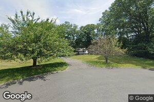 92 Pastures Ln, New Canaan, CT 06840