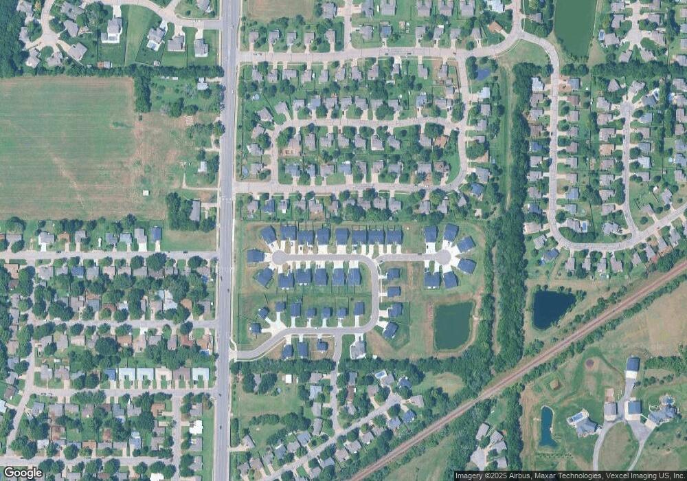 122 E Santa fe Cir, Mulvane, KS 67110 - photo 1