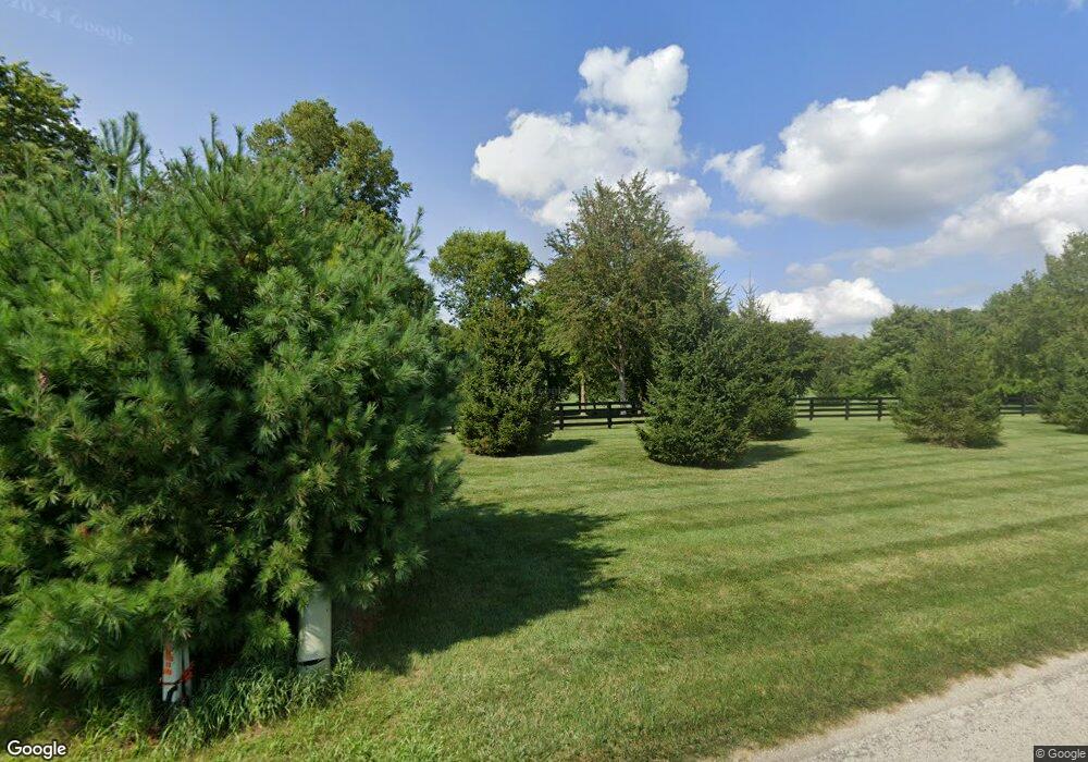 8298 W Fall Creek Dr, Pendleton, IN 46064 - photo 1