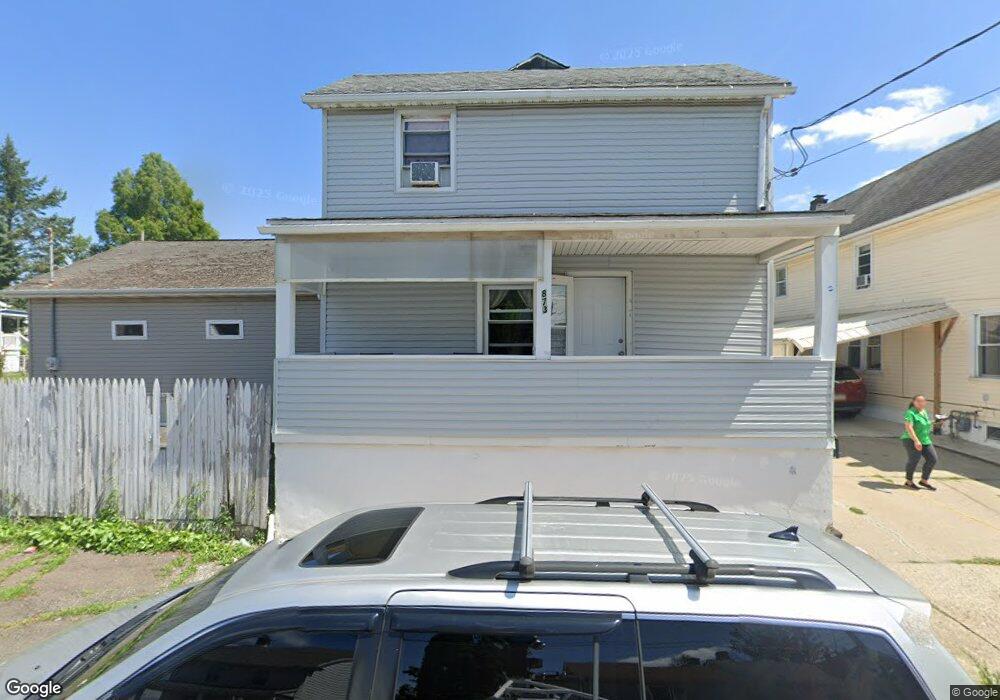 871 N Locust St, Hazleton, PA 18201 - photo 1