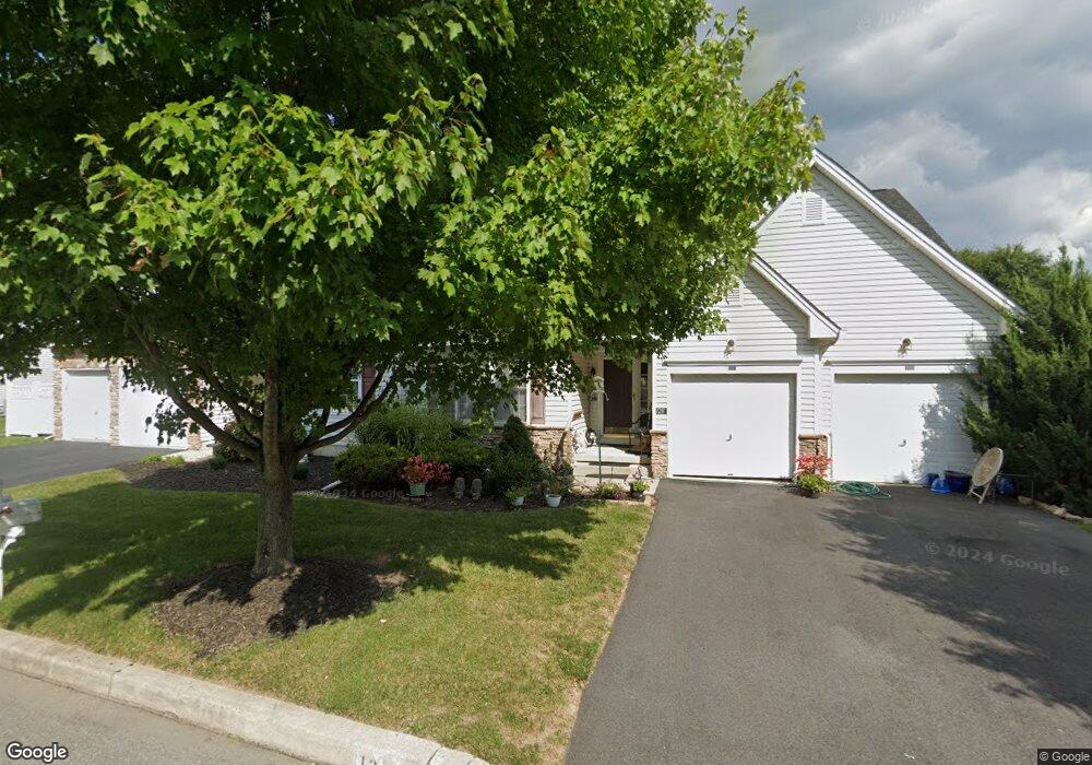 1205 Briarwood Ln, Easton, PA 18040 - photo 1