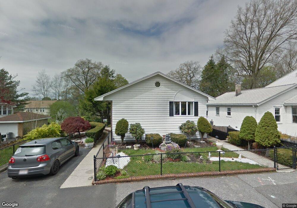 134 Fern Rd, Medford, MA 02155 - photo 1