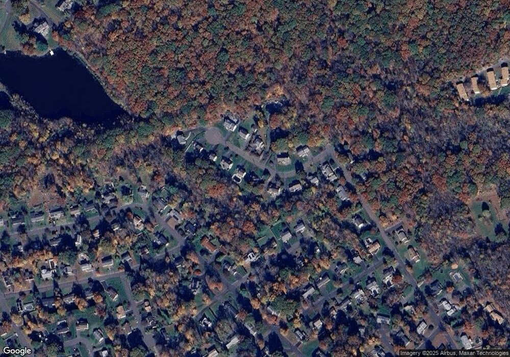 30 Bridle Trail Dr, Naugatuck, CT 06770 - photo 1