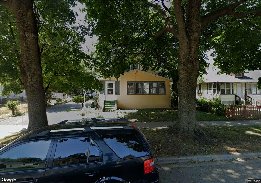 108 S Elmwood Ave, Waukegan, IL 60085 - photo 1