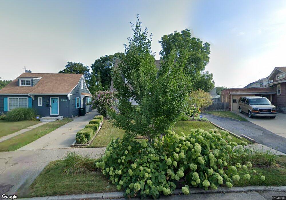 1608 N Genesee Dr, Lansing, MI 48915 - photo 1