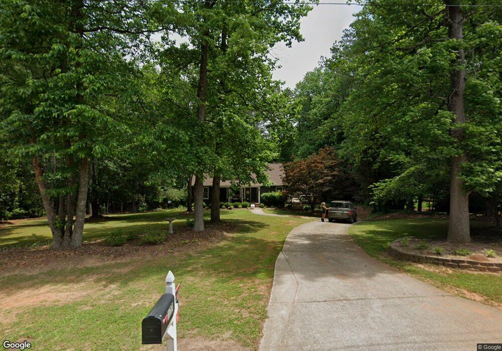 177 Edgewood Dr, Carrollton, GA 30116 - photo 1