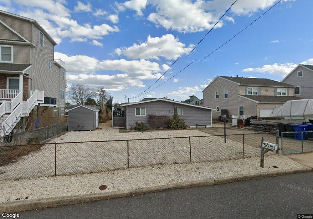 27 Pilot Rd, Toms River, NJ 08753 - photo 1