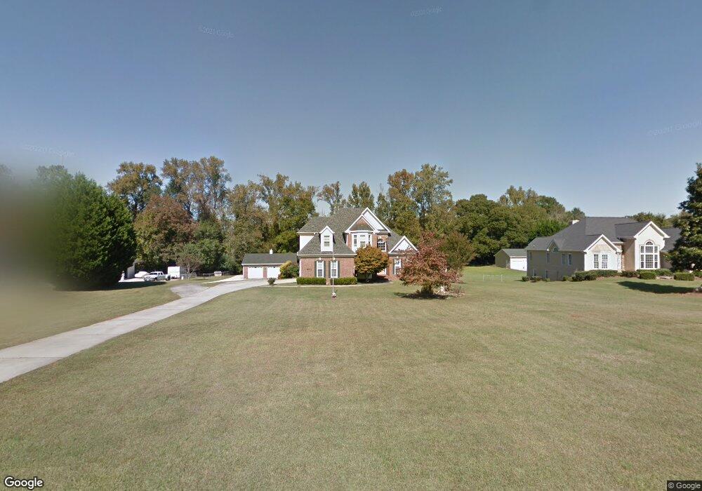 421 Quail Run, Hoschton, GA 30548 - photo 1