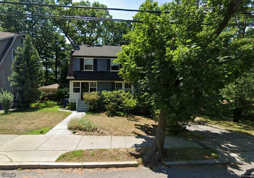 32 Duncklee St, Newton Highlands, MA 02461 - photo 1