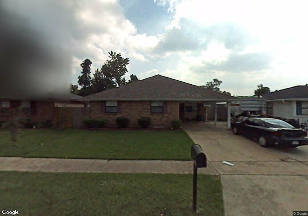 2749 Erin Dr, Marrero, LA 70072 - photo 1