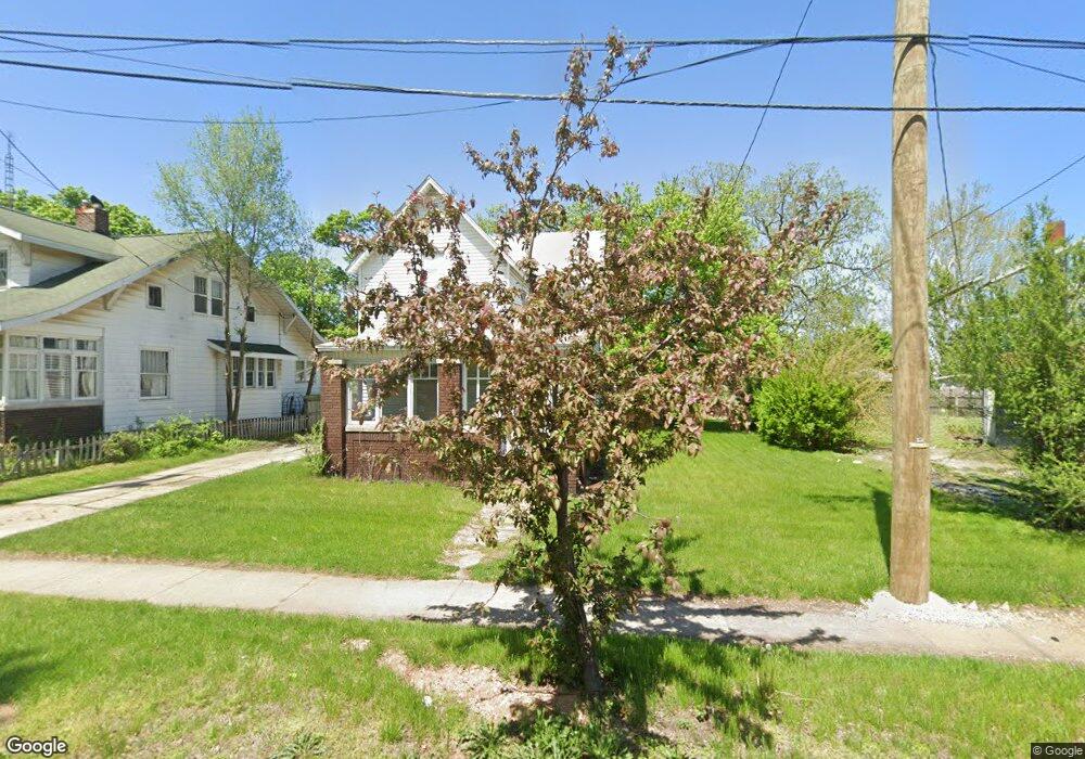 1606 W Indiana Ave, Elkhart, IN 46516 - photo 1