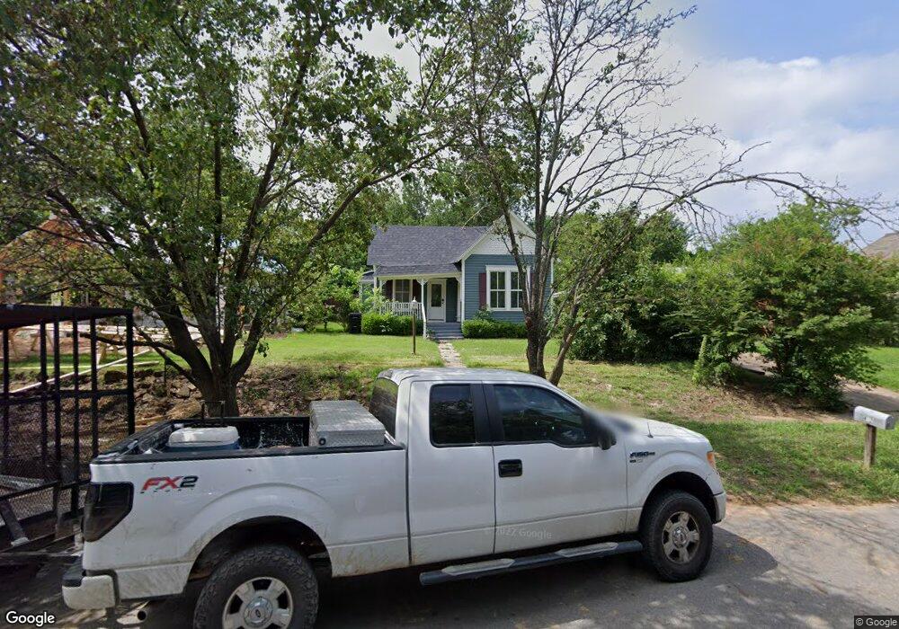 412 W Day St, Denison, TX 75020 - photo 1