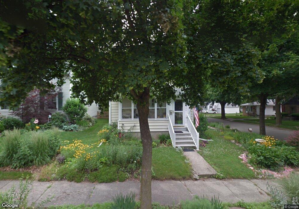 1600 Alpha St, Lansing, MI 48910 - photo 1