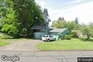 16511 NE Holladay St, Portland, OR 97230