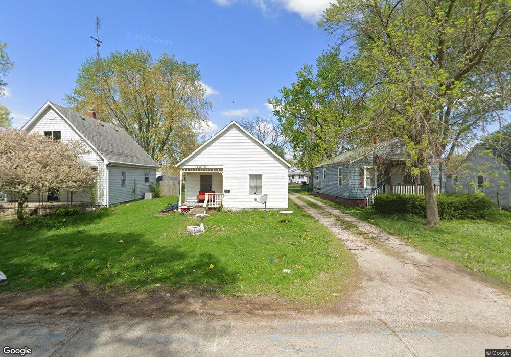 1405 N Mclean St, Lincoln, IL 62656 - photo 1