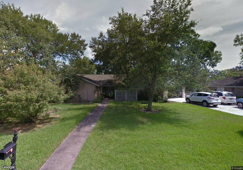 504 Fairdale St, Friendswood, TX 77546 - photo 1
