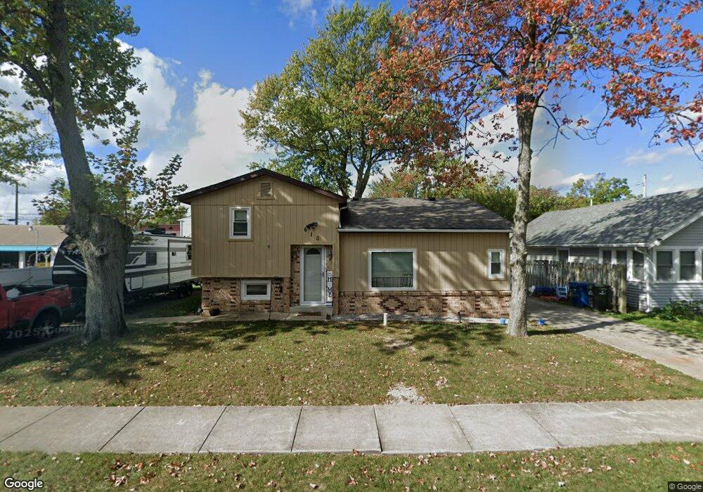 610 Kenilworth Ave, Sheffield Lake, OH 44054 - photo 1