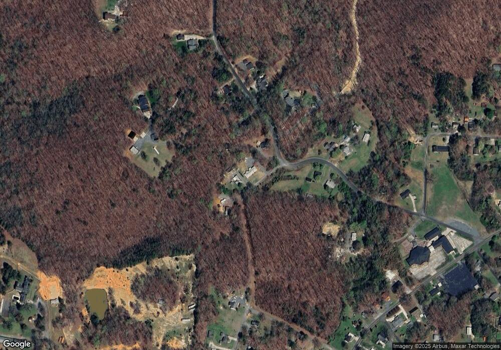 593 N Oakdale St, Asheboro, NC 27205 - photo 1