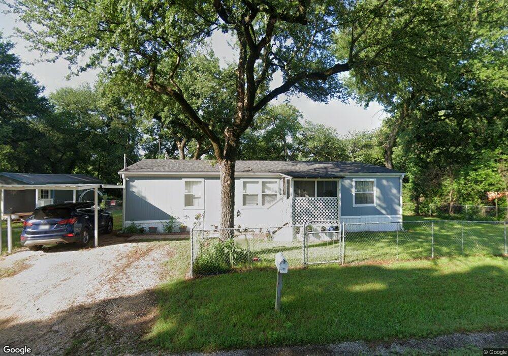 7011 Briar Rd, Azle, TX 76020 - photo 1