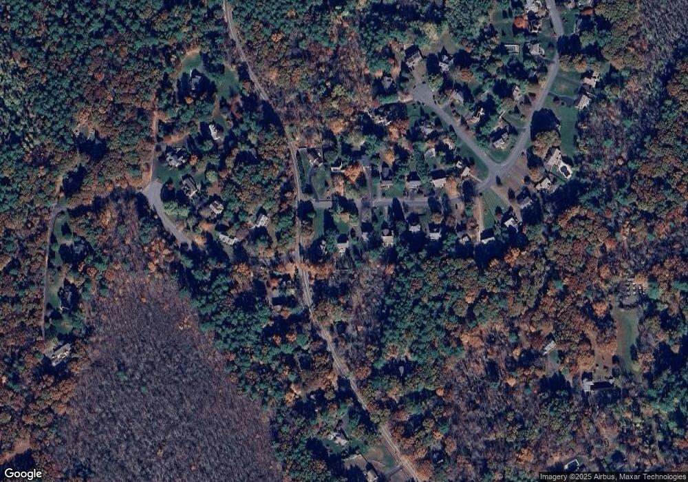 260 Rolling Meadow Dr, Holliston, MA 01746 - photo 1