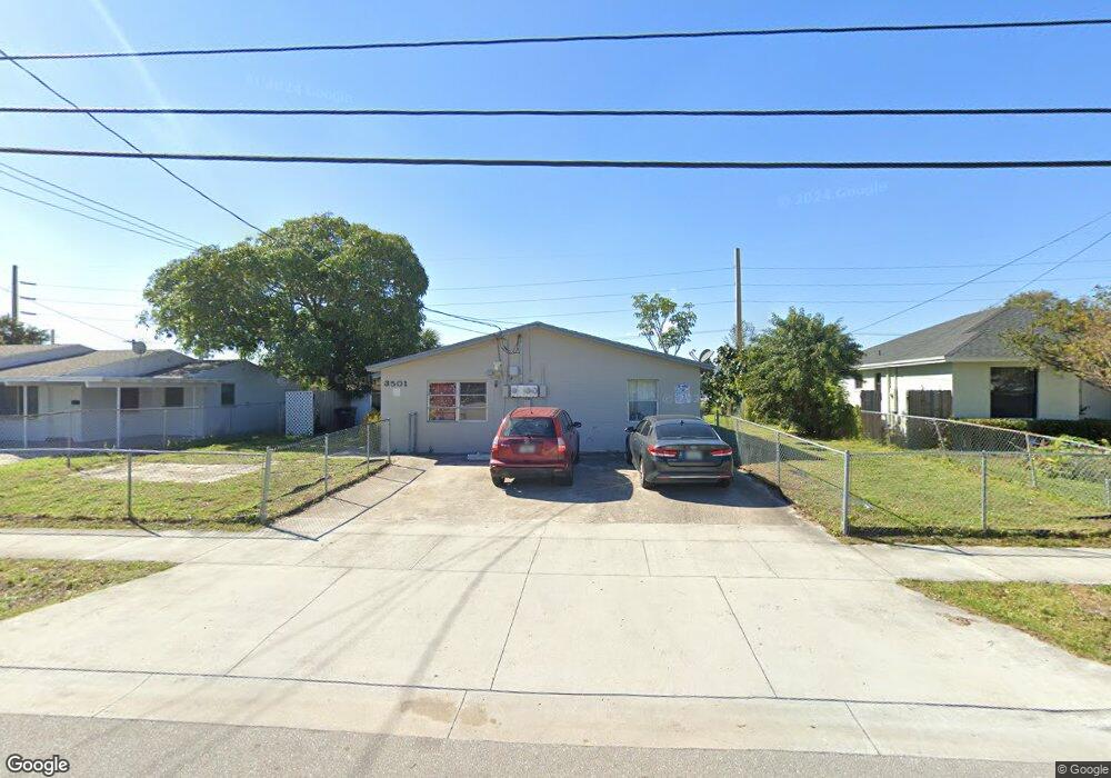 3501 Windsor Ave unit 3, West Palm Beach, FL 33407 - photo 1