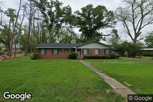 209 S Elm St, Dumas, AR 71639