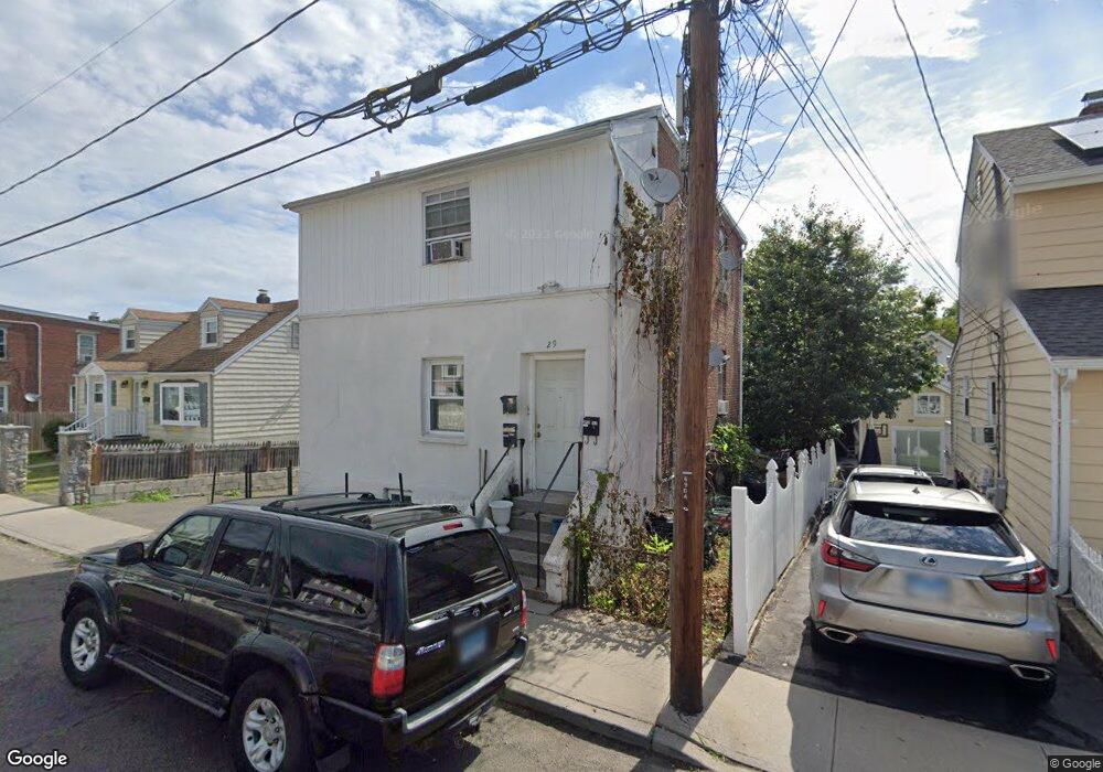 29 Raymond St, Stamford, CT 06902 - photo 1