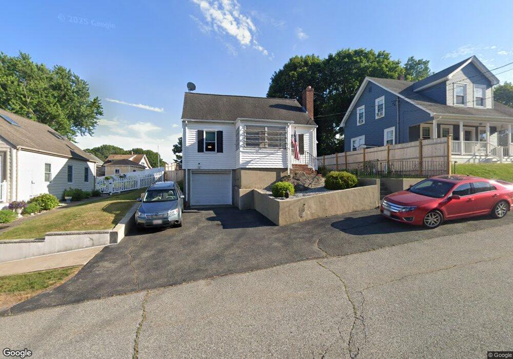 37 Pearson St, Saugus, MA 01906 - photo 1