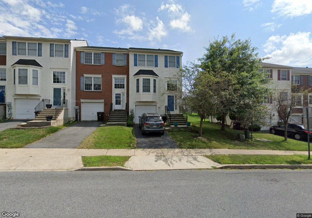 406 S Oak St, Freemansburg, PA 18017 - photo 1