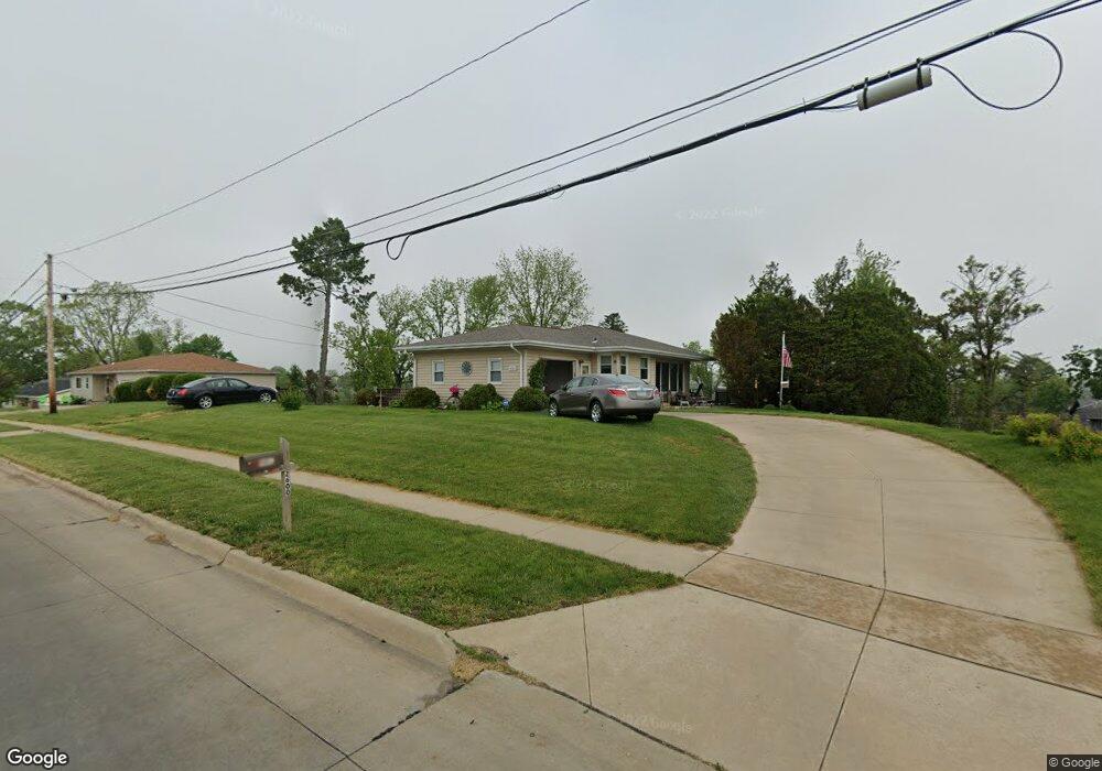 2600 12th Ave SW, Cedar Rapids, IA 52404 - photo 1