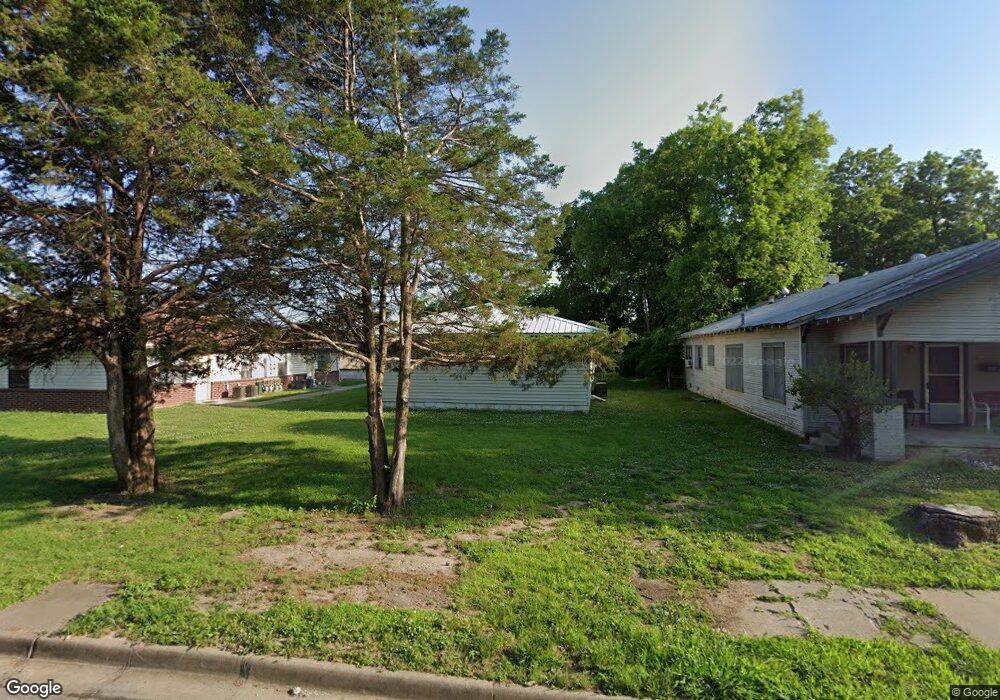 108 3rd Ave SW, Ardmore, OK 73401 - photo 1