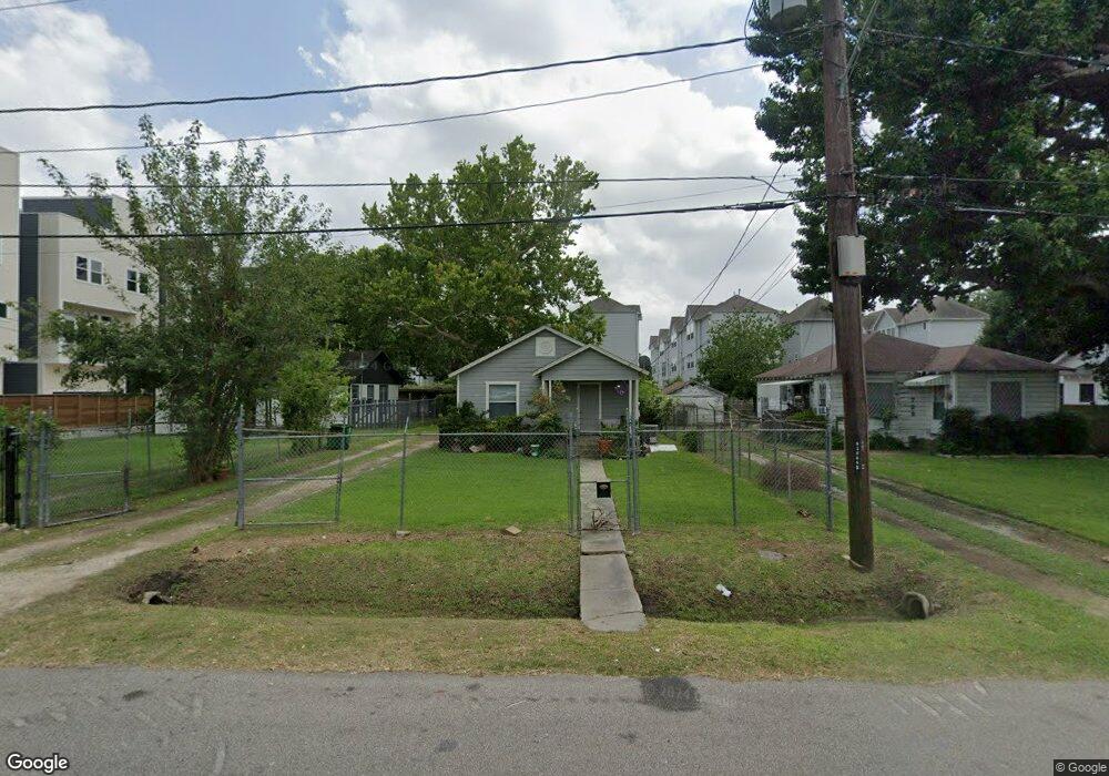 727 Service St, Houston, TX 77009 - photo 1