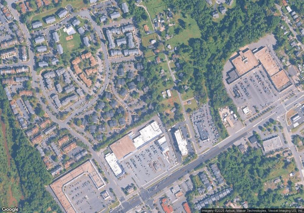 8637-C Beekman Place, Alexandria, VA 22309 - photo 1