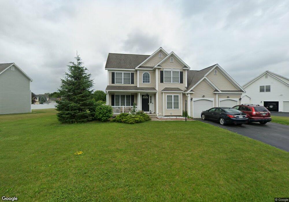 37 Huntswood Ln, Glenmont, NY 12077 - photo 1