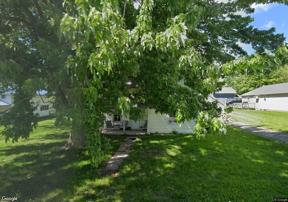 7 W Parker St, La Fontaine, IN 46940 - photo 1