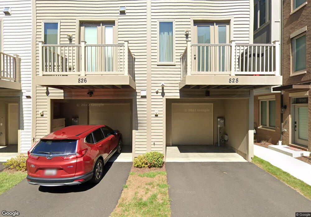 828 Thompson Crescent unit 828, Rockville, MD 20852 - photo 1