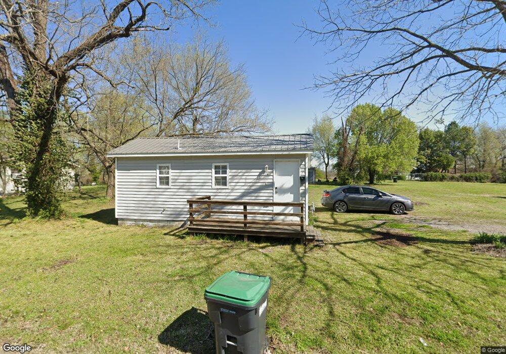 728 W Delaware St, Tahlequah, OK 74464 - photo 1