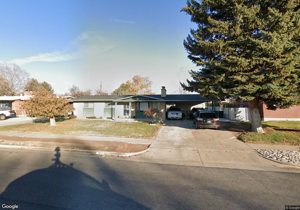 4934 S 2275 W, Roy, UT 84067 - photo 1