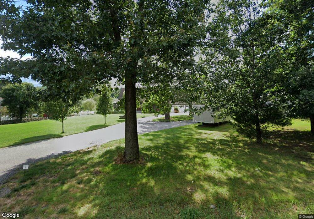 17 Jencks Rd, Cumberland, RI 02864 - photo 1