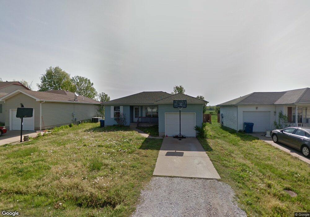 615 Valley View St, Carl Junction, MO 64834 - photo 1