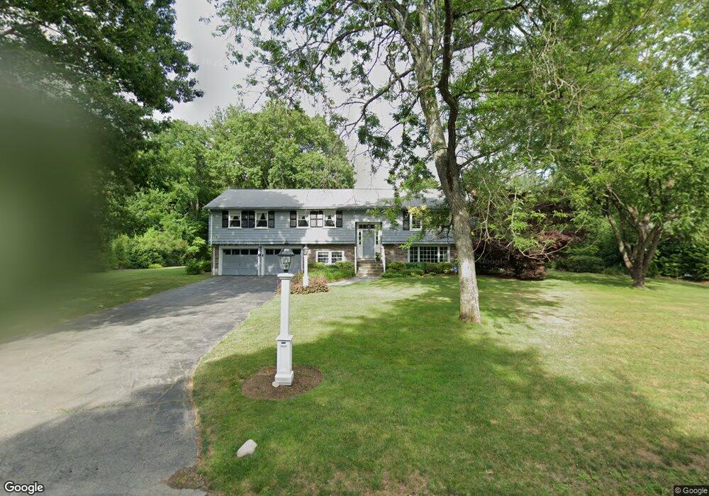 76 Sherburn Cir, Weston, MA 02493 - photo 1