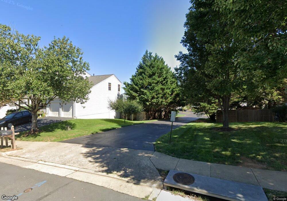 9858 Upper Mill Loop, Bristow, VA 20136 - photo 1