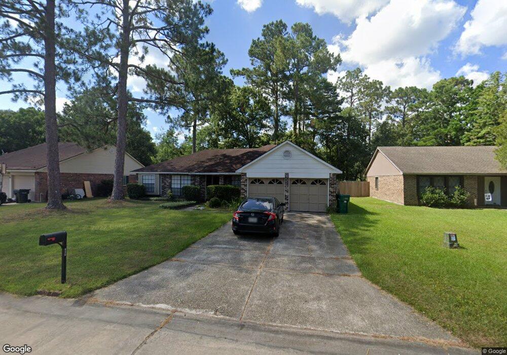207 Lake Tahoe Dr, Slidell, LA 70461 - photo 1