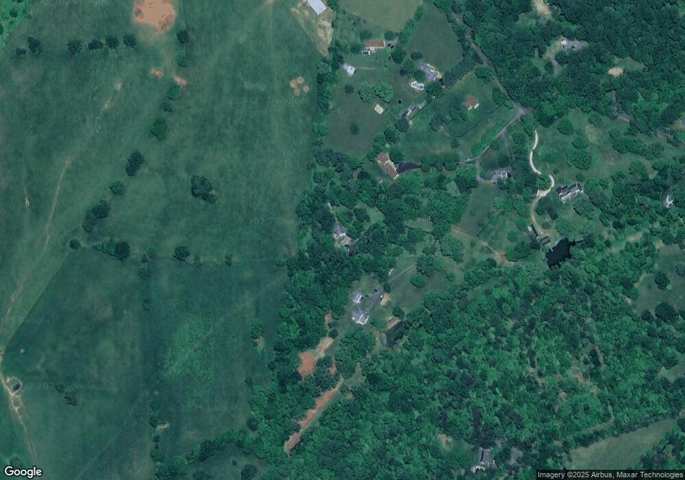 6170 Camrose Ln, Broad Run, VA 20137 - photo 1