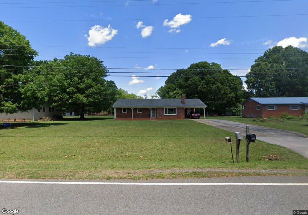 186 Shumaker Dr, Statesville, NC 28625 - photo 1