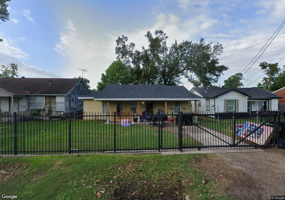 238 Lindale St, Houston, TX 77022 - photo 1